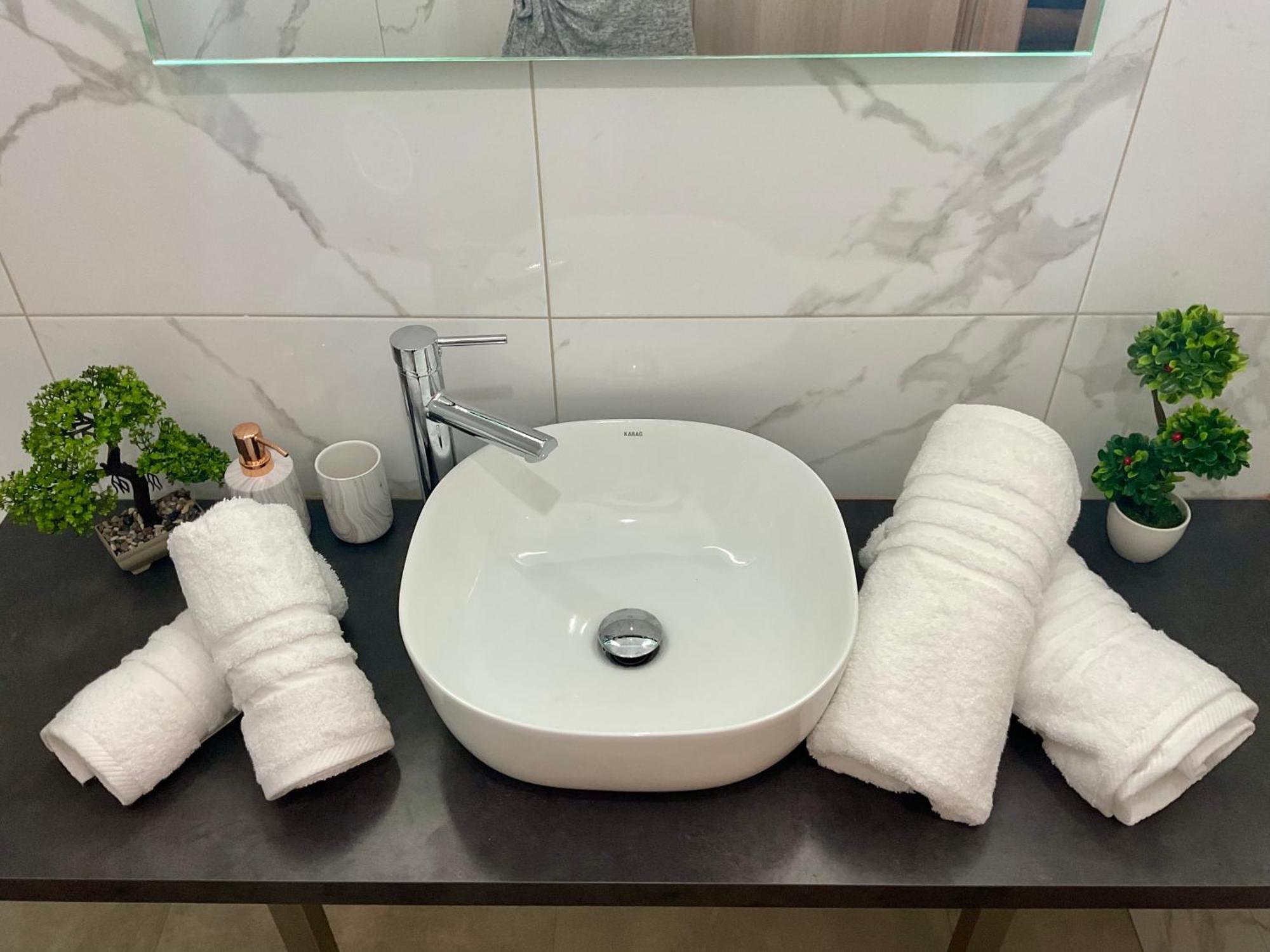 Compass Lofts Athens 아파트 외부 사진