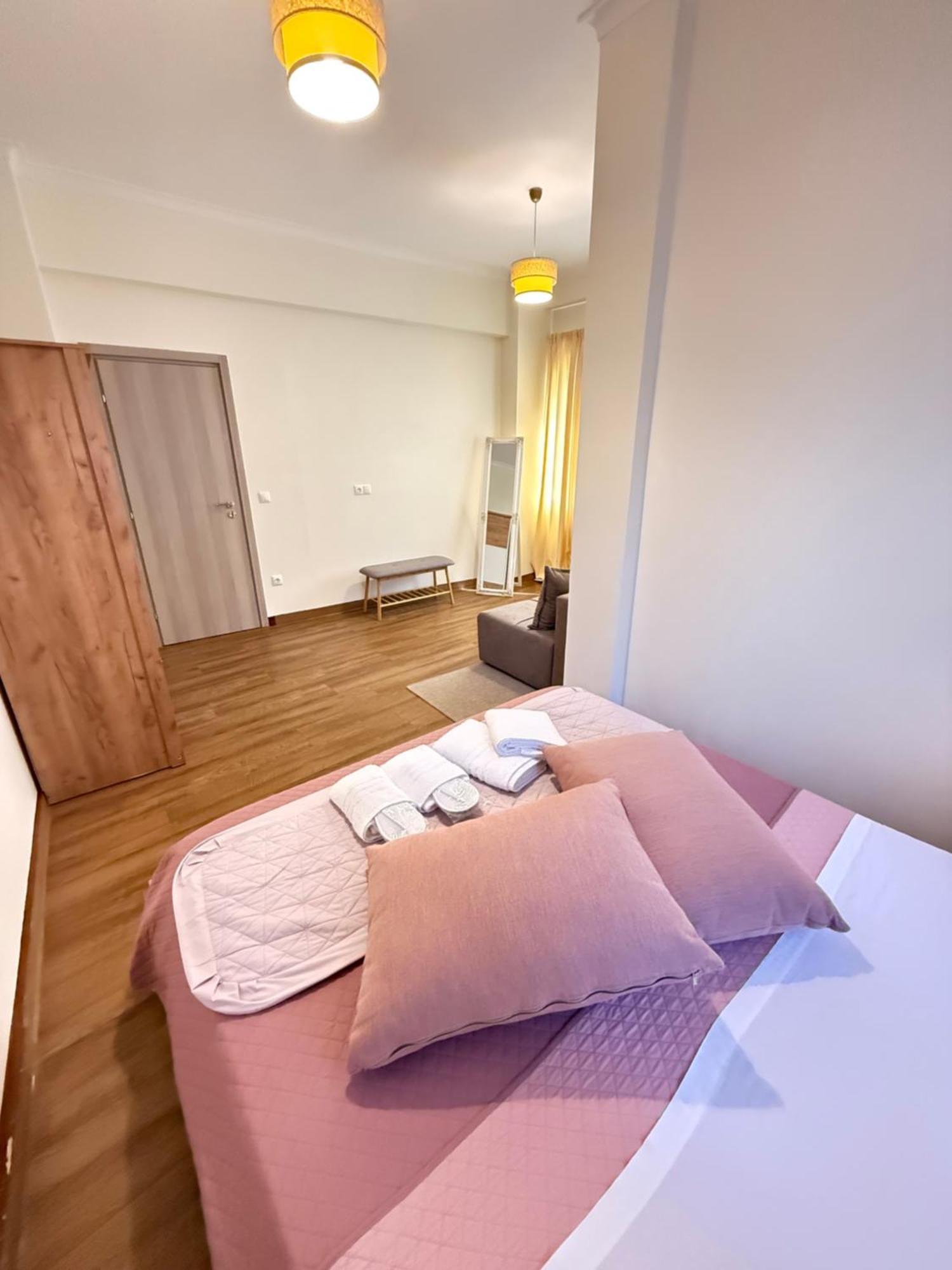 Compass Lofts Athens 아파트 외부 사진