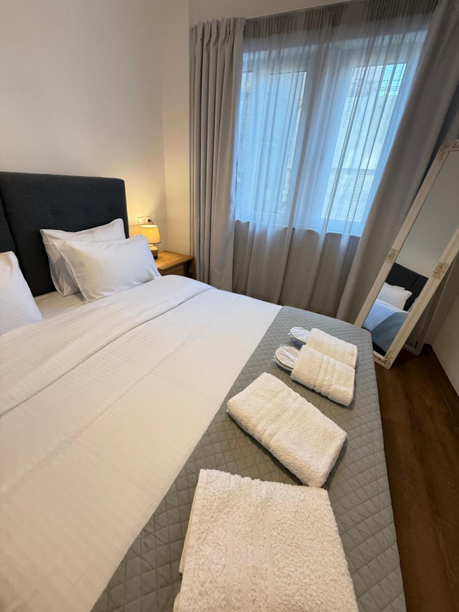 Compass Lofts Athens 아파트 외부 사진